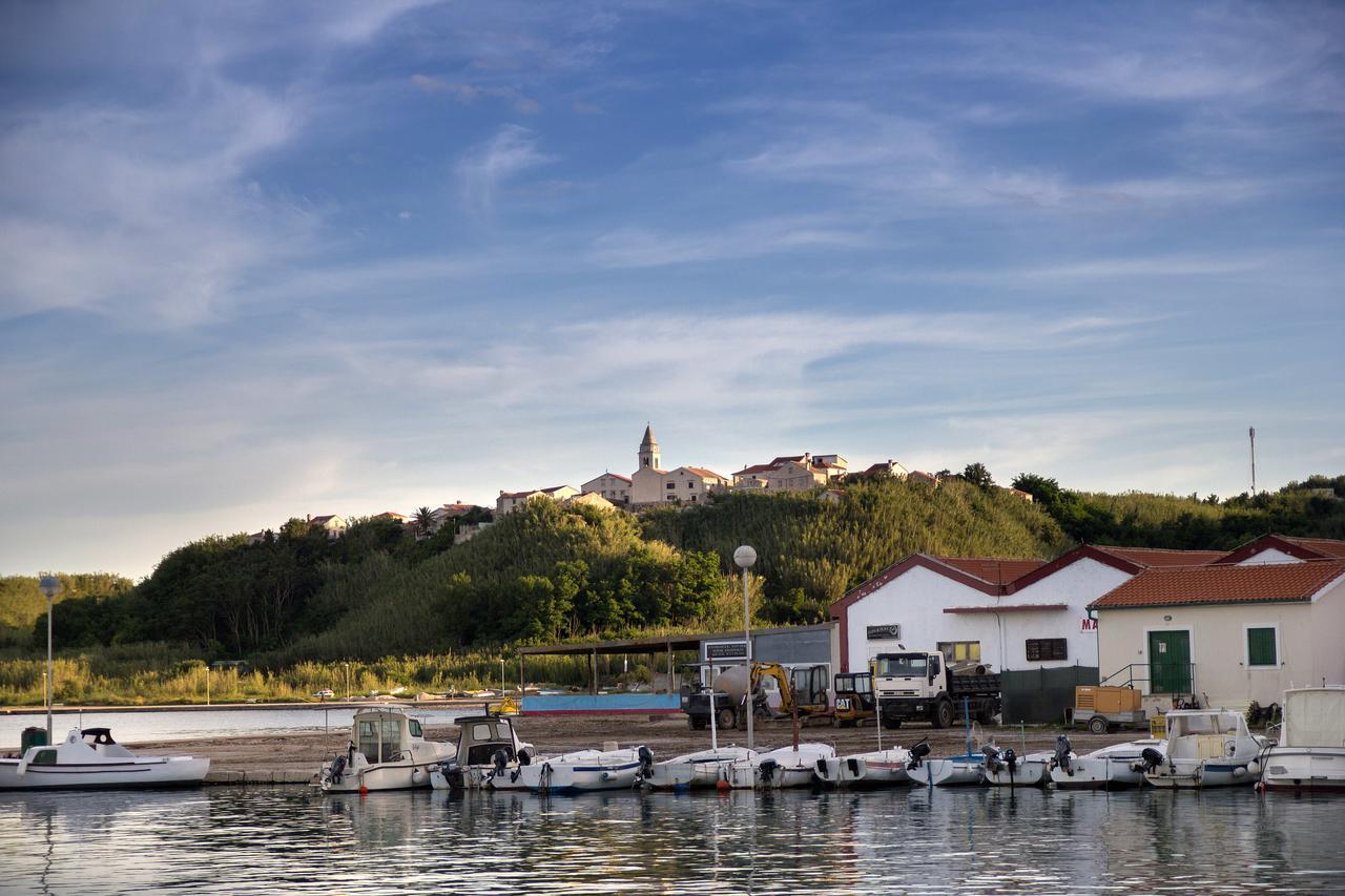 Hotel Sansegus Susak Exterior photo