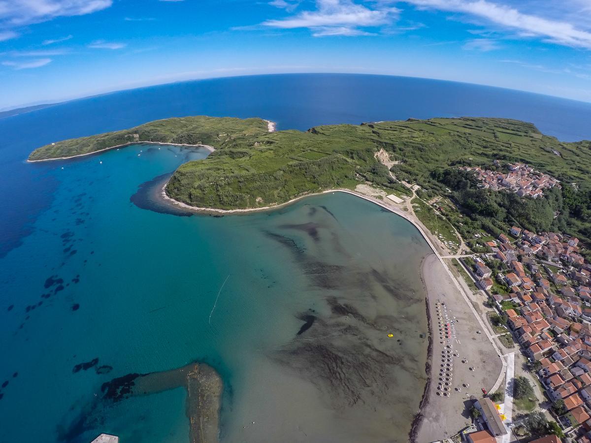 Hotel Sansegus Susak Exterior photo